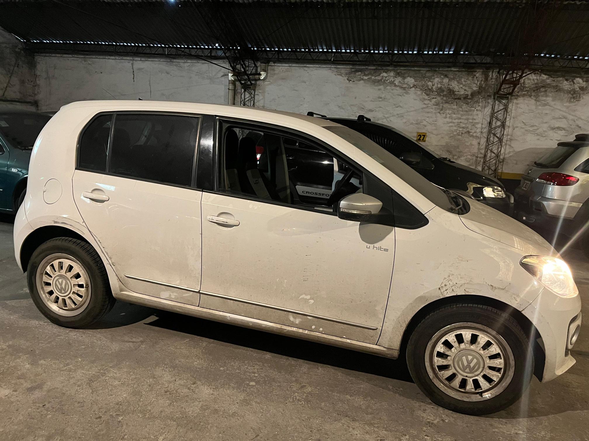 AUTOMOTOR marca VOLKSWAGEN,  Modelo White UP 1.0 MPI. Año 2016. DOMINIO AA 216 XP.